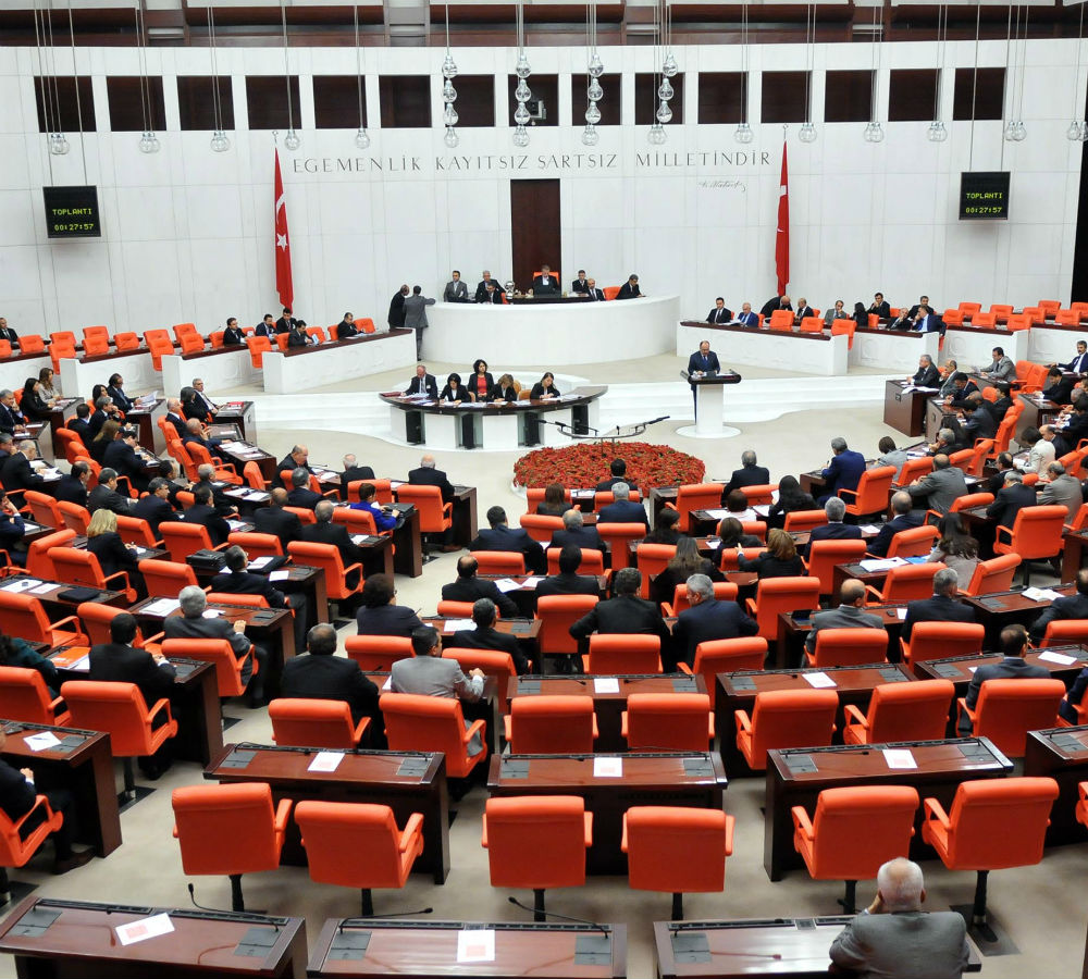 Turkey adopts law on privacy of personal information