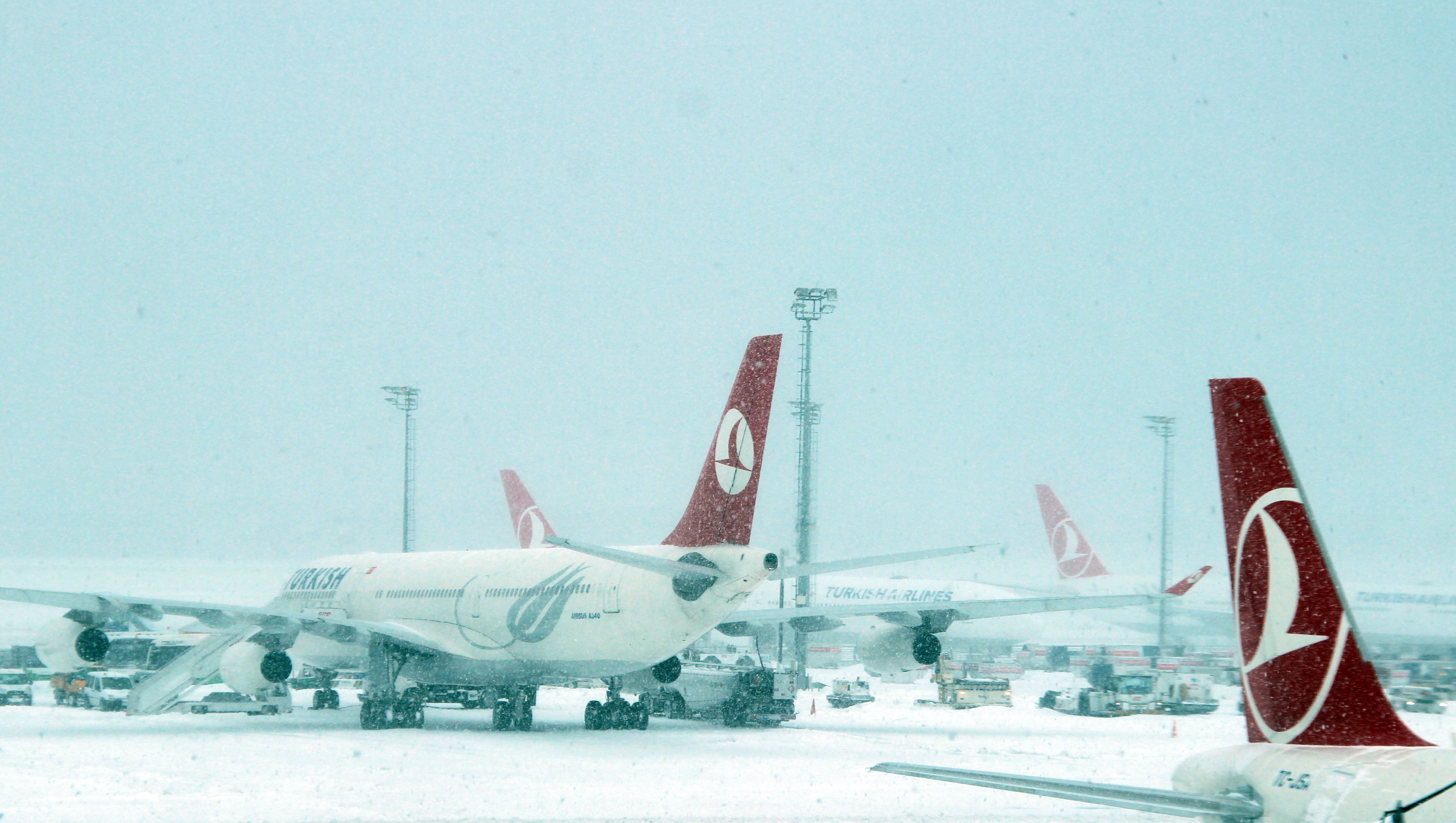 [UPDATE] THY cancels all flights until midnight due to continuing snow in İstanbul