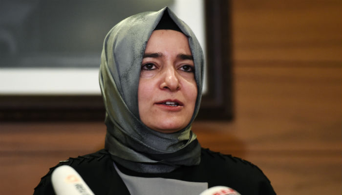 Turkish minister denies she divorced husband over ByLock use