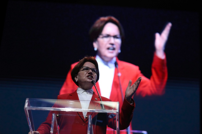 İYİ Party’s Akşener hints at sending Syrian immigrants back home