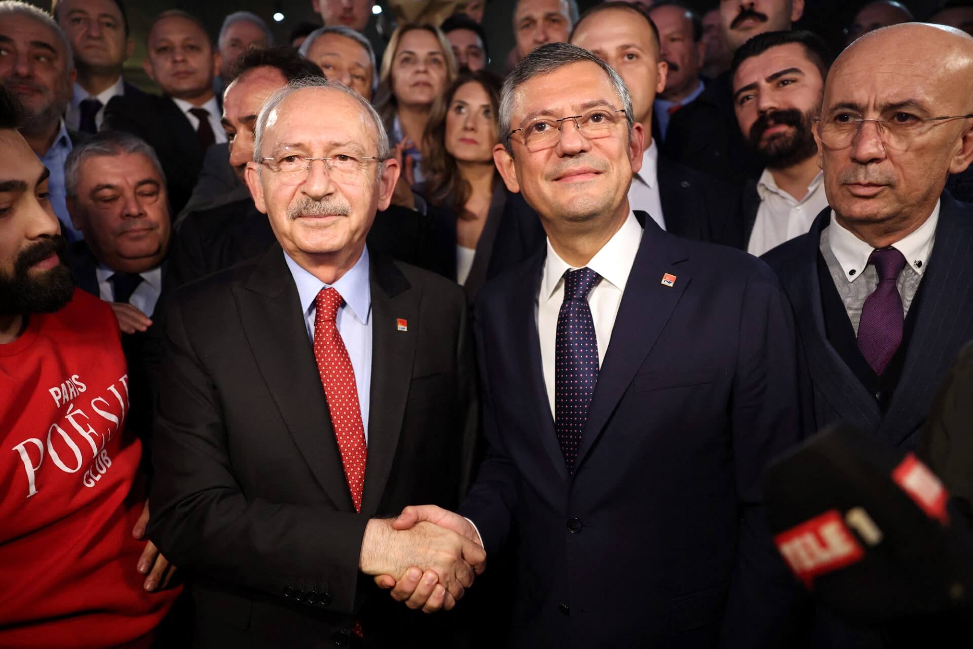 Former CHP leader draws ire with remarks hinting at a comeback to chairmanship via a court order