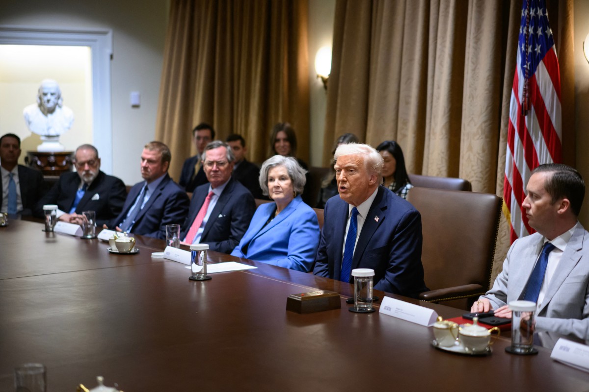 Trump praises Erdoğan amid political crackdown that rattled Turkish markets: report