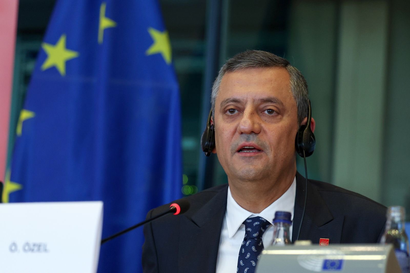 Main opposition leader urges European support for Turkey’s democratic future