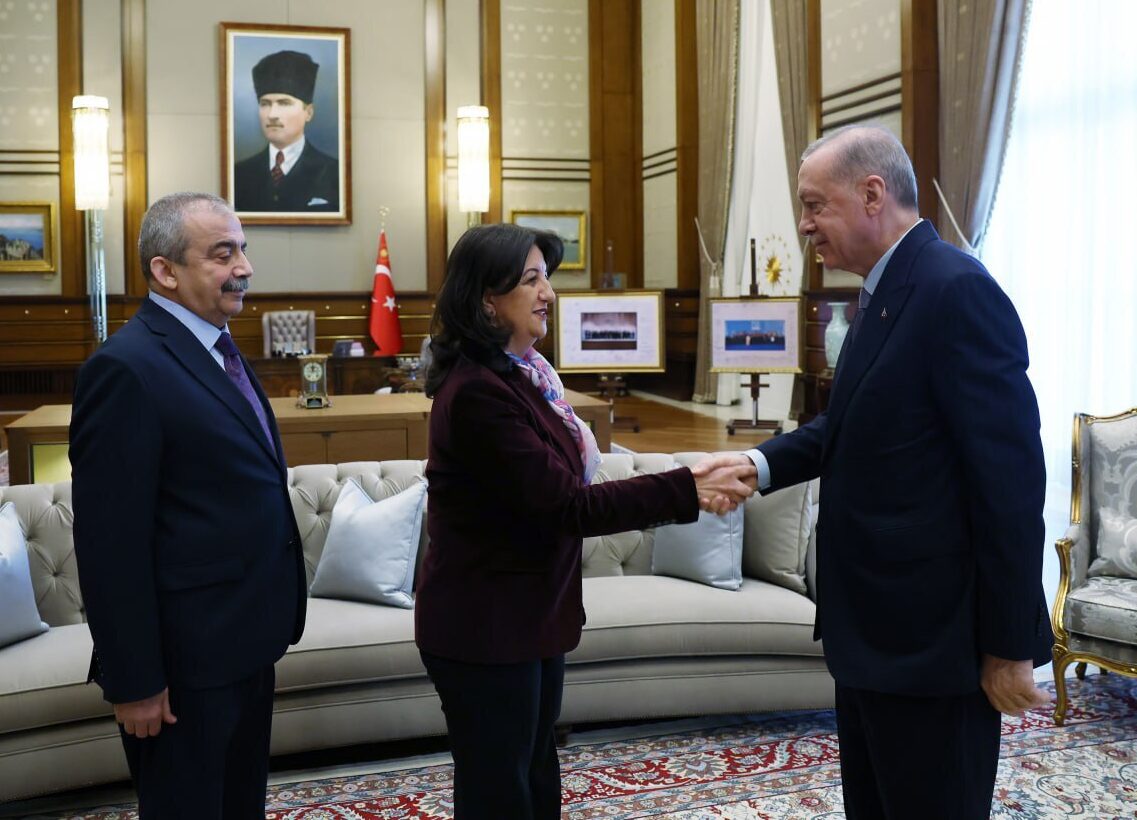 Erdoğan meets with pro-Kurdish party delegation for first time in 13 years