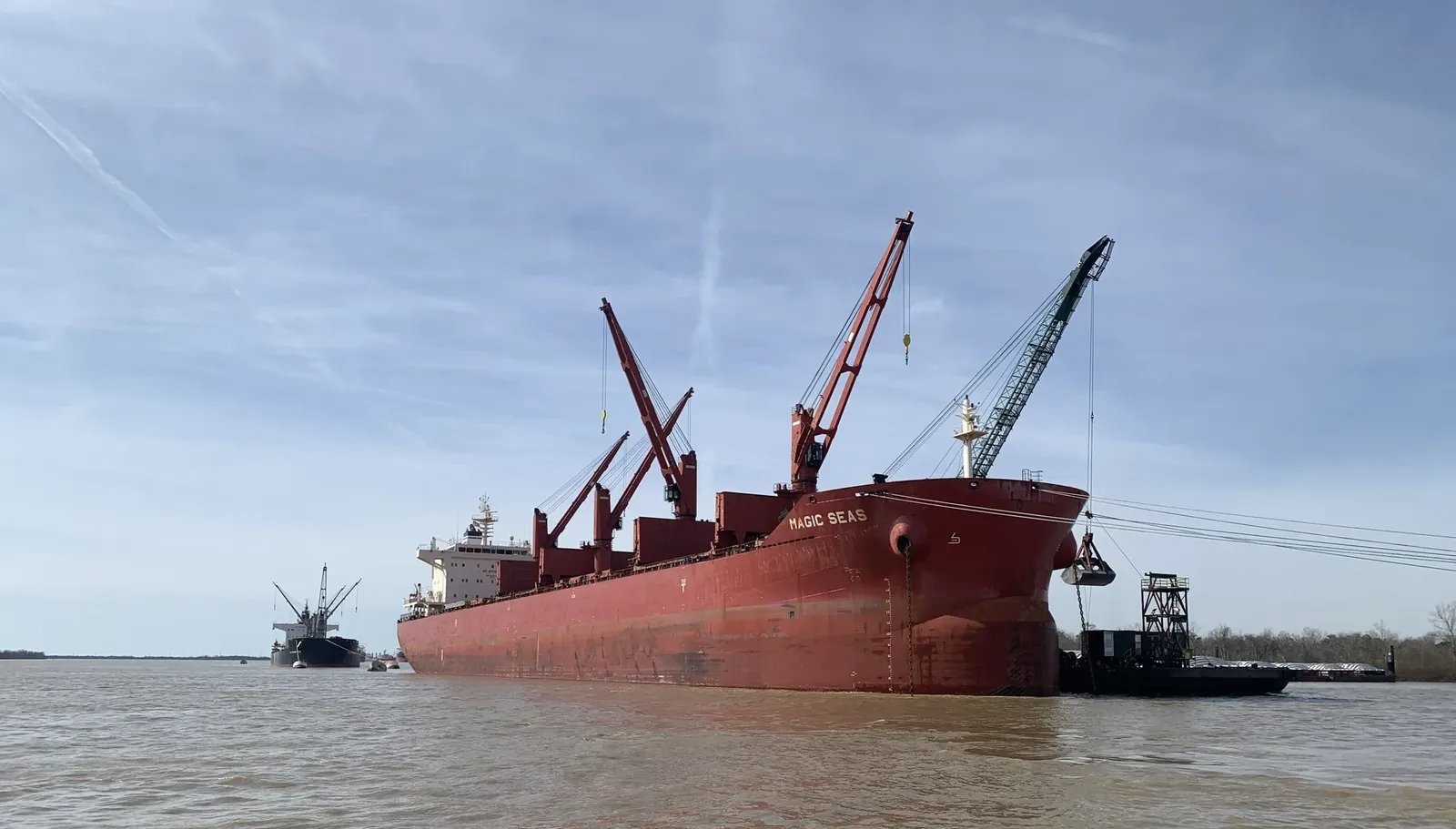 Greek-operated ship en route to Turkey attacked off Yemen, Houthis claim responsibility: report