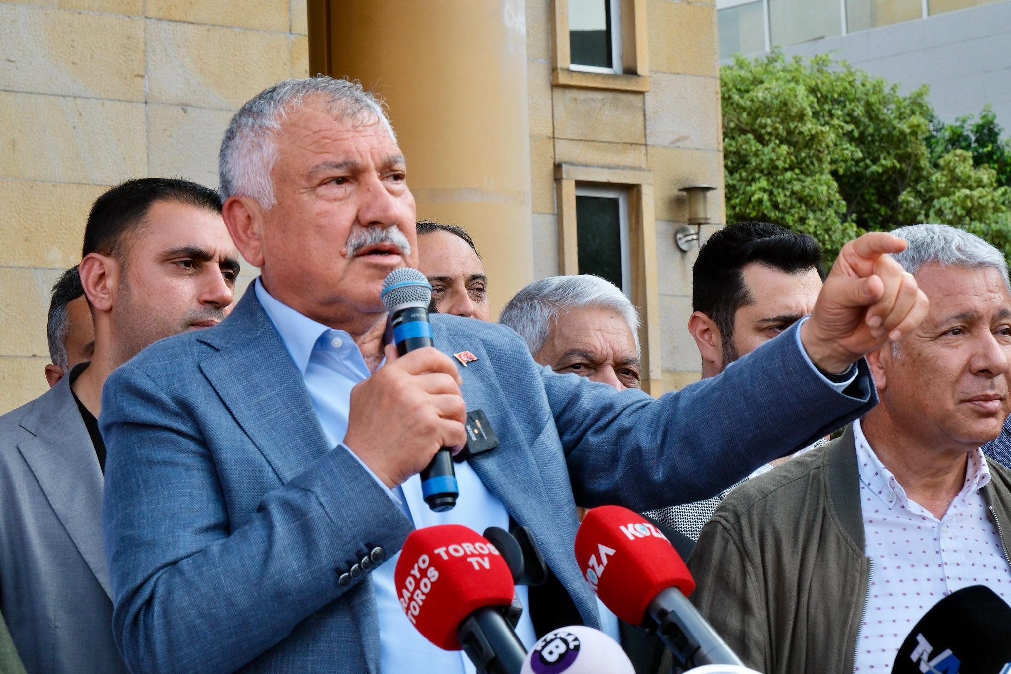 Jailed mayor from main opposition challenges suspension from office in court