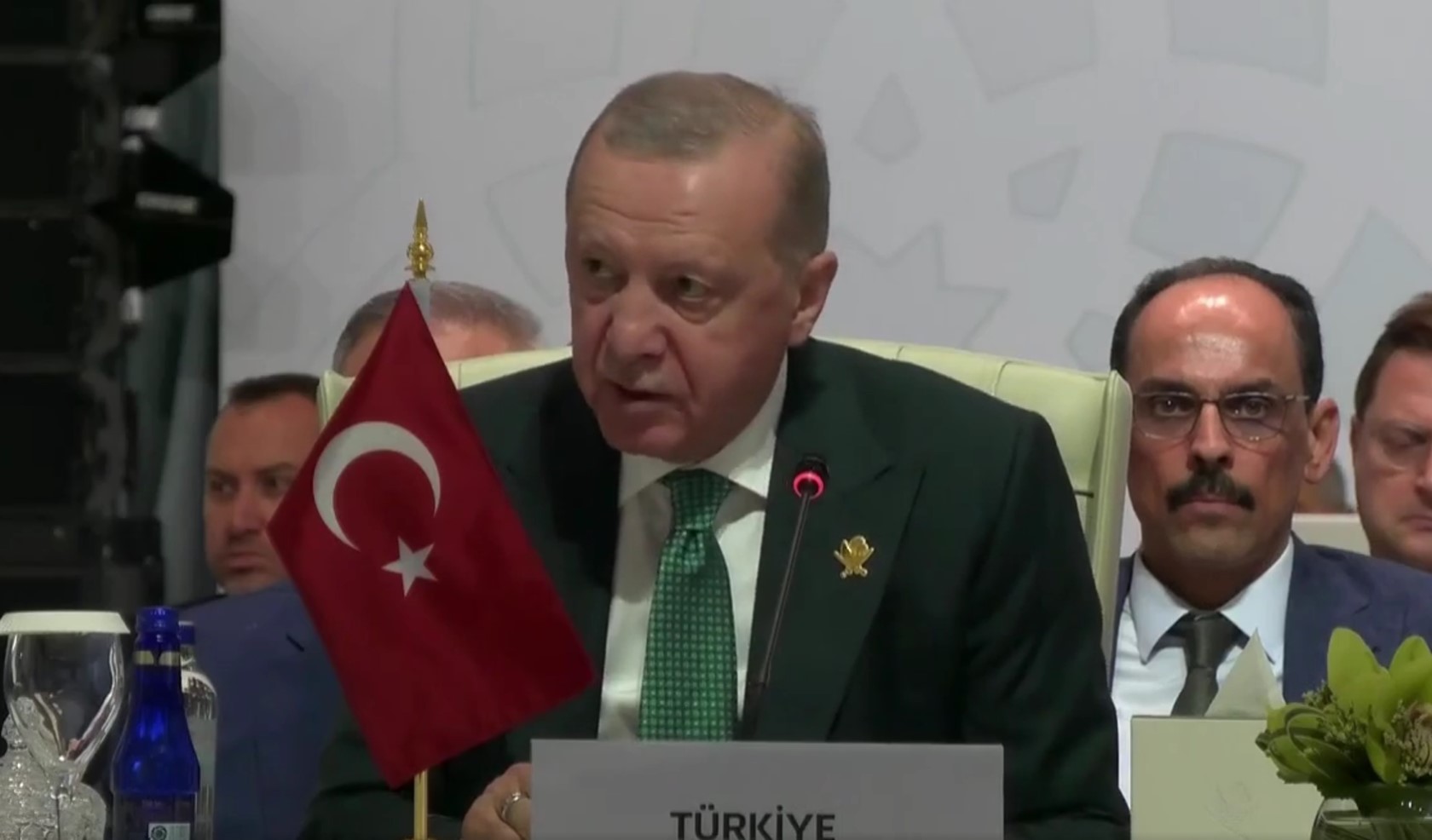 Erdoğan urges Arab and Muslim nations to impose economic sanctions on Israel
