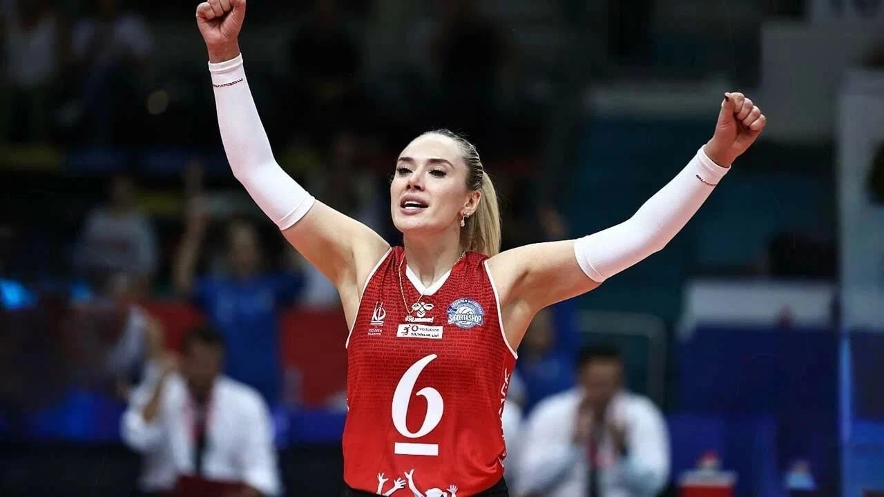 Former national volleyball player put under house arrest in İstanbul Municipality probe