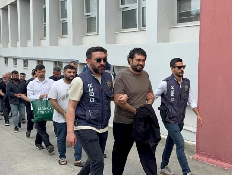 Pro-Erdoğan commentator arrested in illegal betting probe